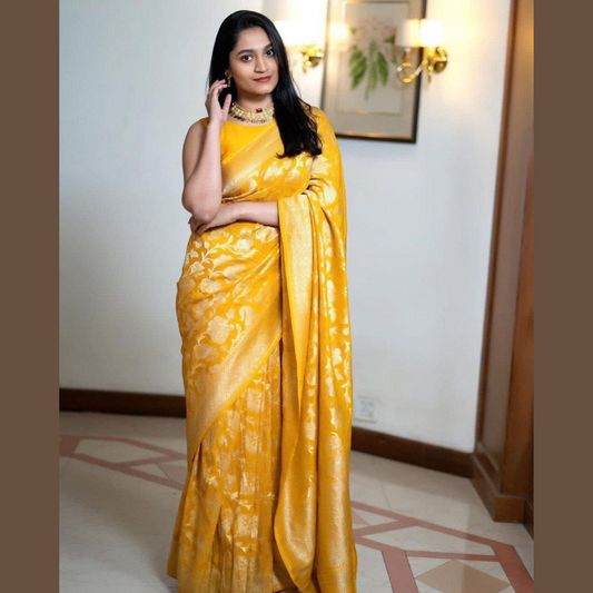 Yellow soft lichi Silk Saree With Beautiful Rich Pallu & Jacquard Work