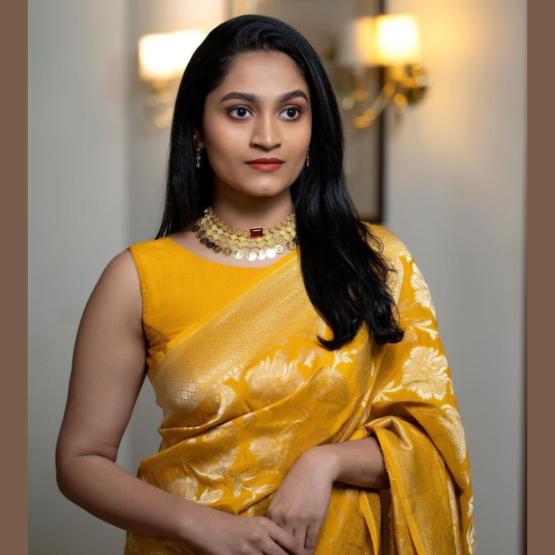 Yellow soft lichi Silk Saree With Beautiful Rich Pallu & Jacquard Work
