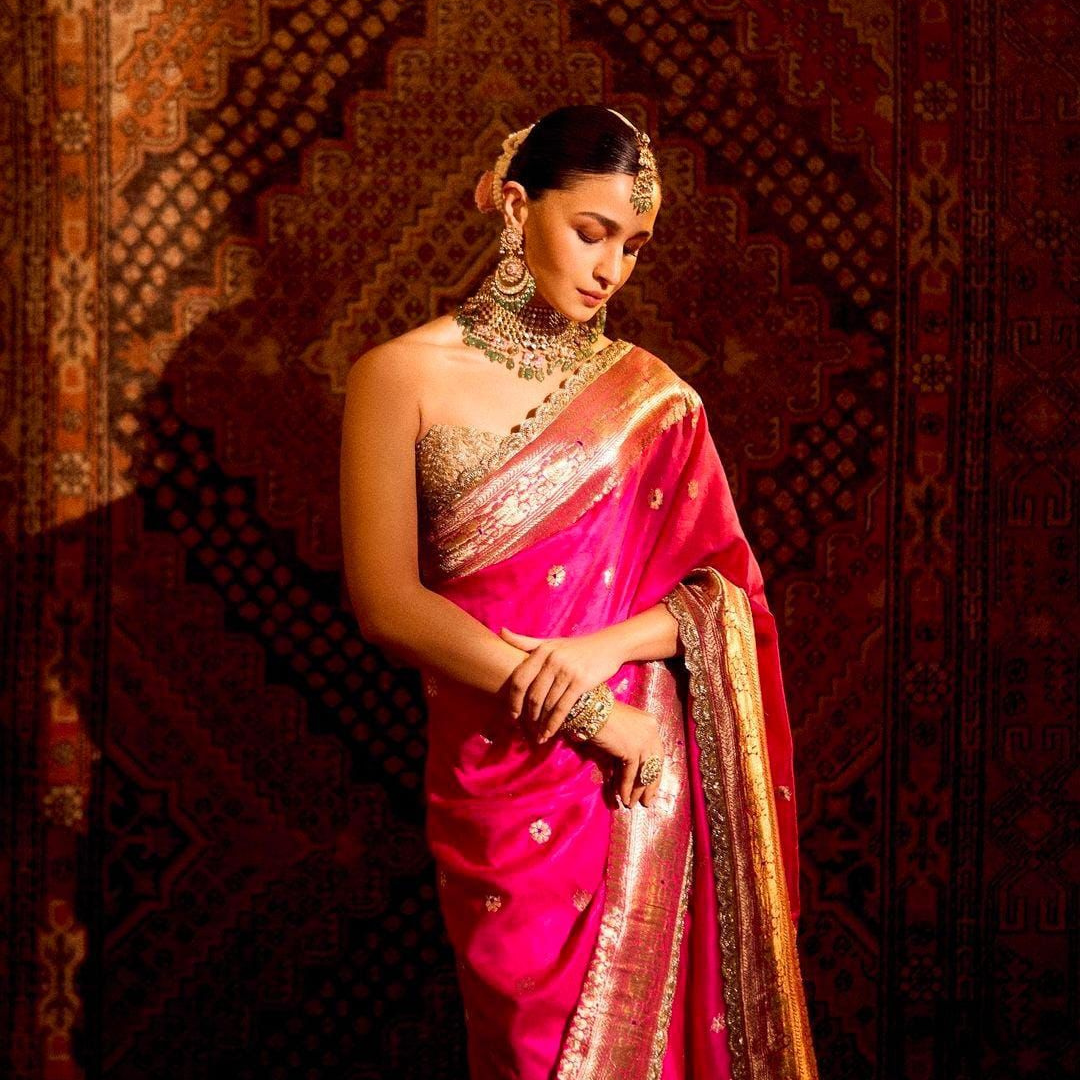 A Designer Banarasi Sarees With Golden Lace X Alia Bhatt