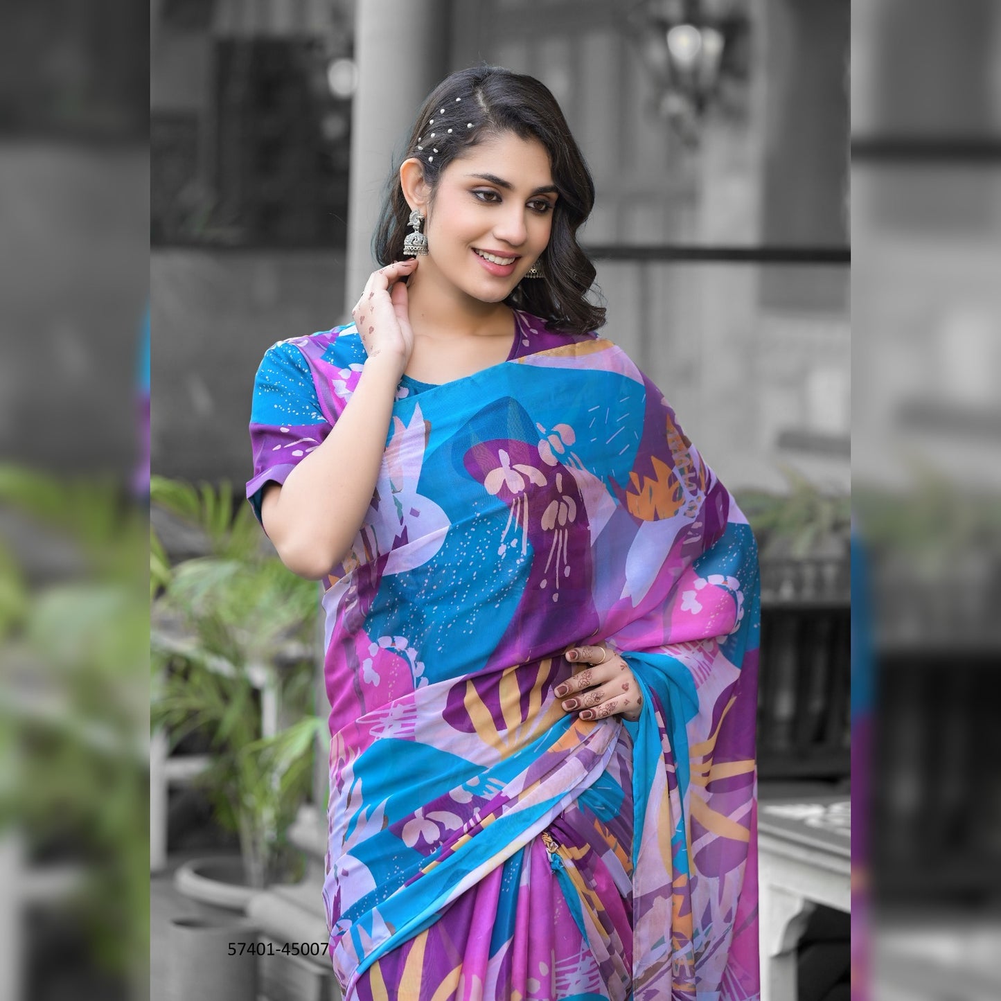 Artistic Multicolor Printed Gown Saree – A Unique Blend of Tradition and Modern Style for Every Occasion